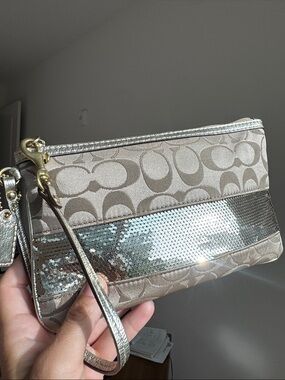 Coach Signature Sequin Wristlet Clutch Vintage Y2K Metallic, Authentic